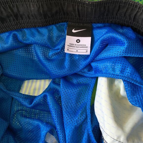 Nike Men's Size Medium Swim Trunks Multicolor Drawstring Mesh Lining Pocket - Picture 4 of 8